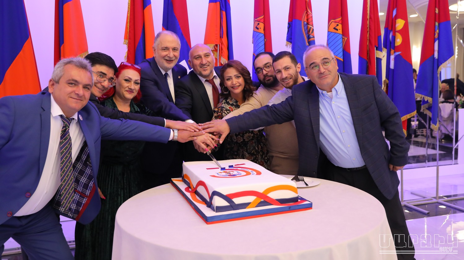 Հ.Մ.Ը.Մ.-ՀԱՍԿ-Ի 35-ԱՄԵԱԿԻ ՃԱՇԿԵՐՈՅԹԸ ԵՒ ԱՐԺԱՆԱՒՈՐՆԵՐՈՒ ՊԱՐԳԵՒԱՏՐՈՒՄՆԵՐԸ
